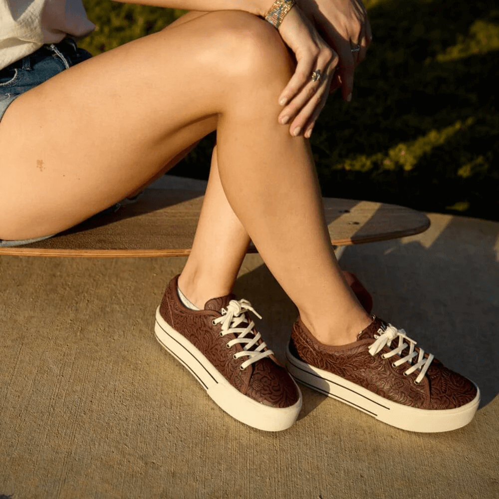 popular western shoes for women