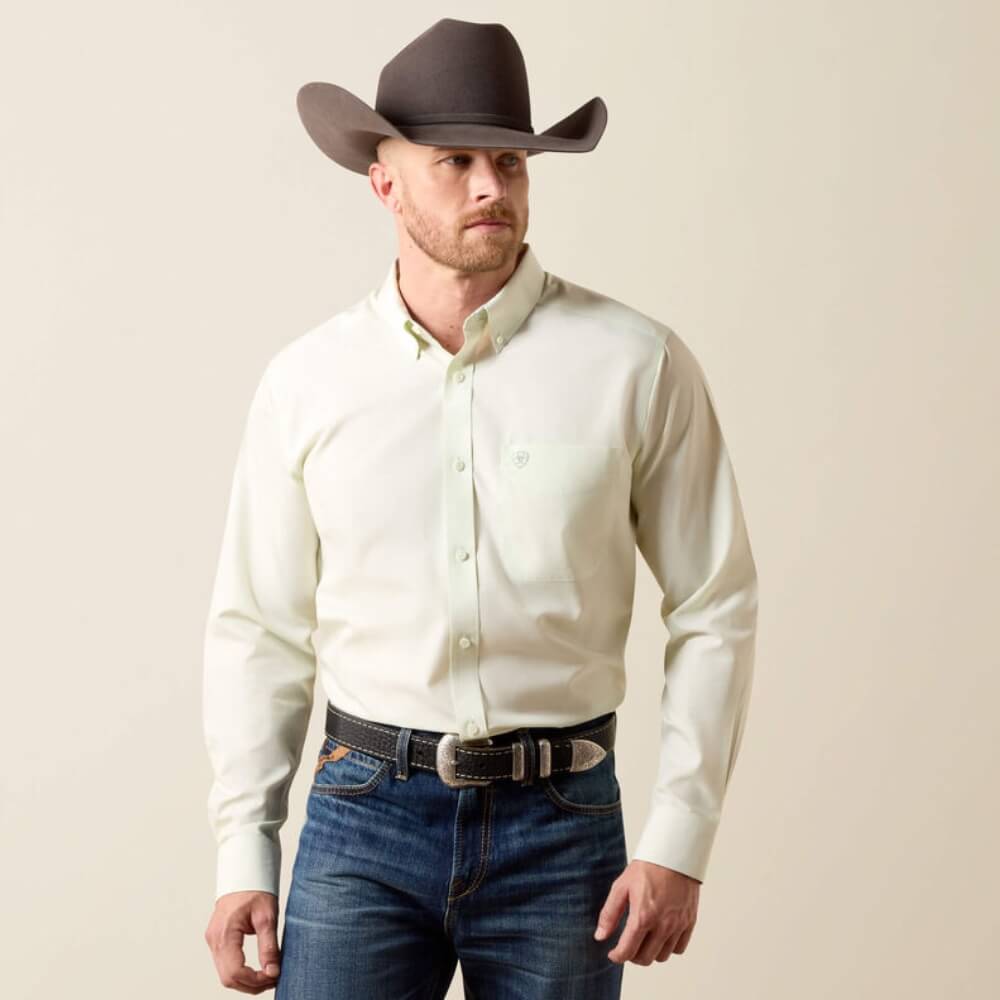 Ariat Mens Oxford Solid Fitted Shirt