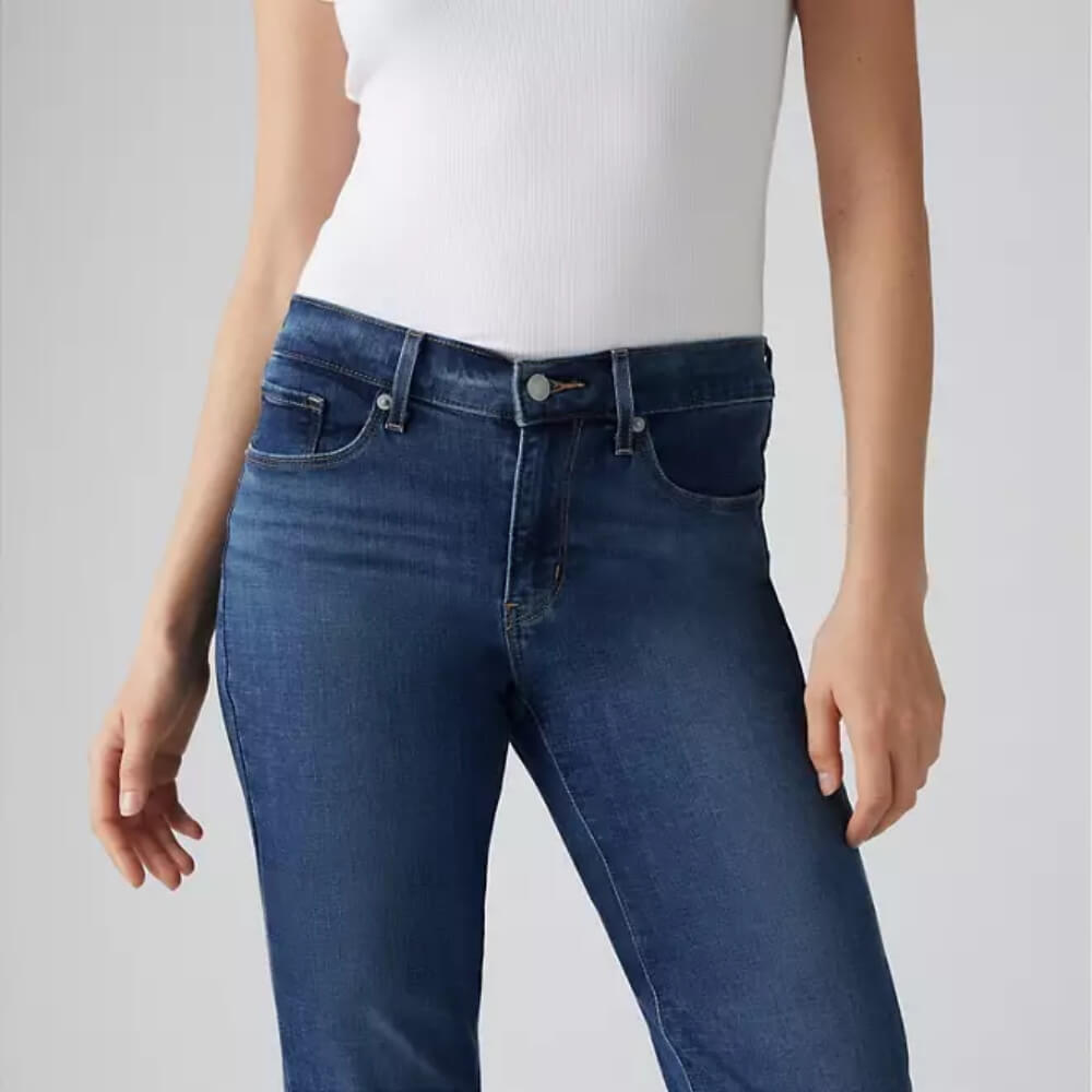 Levi's Womens Classic Bootcut Jeans Awe Dark Wash - 392520028