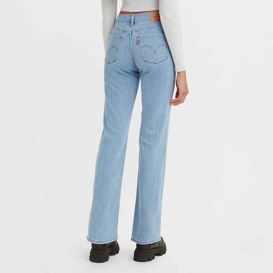 Levi s Womens Classic Bootcut Jeans In Lapis Lightwash