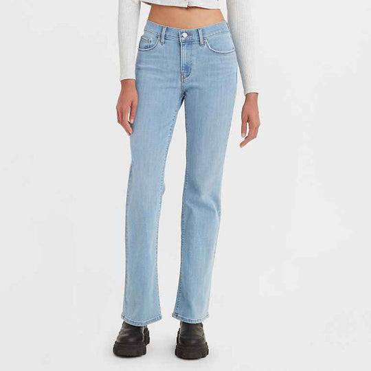 Levi s Womens Classic Bootcut Jeans In Lapis Lightwash