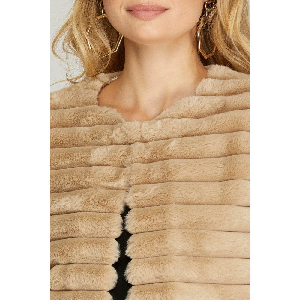 She+Sky Womens Half Sleeve Fur Jacket