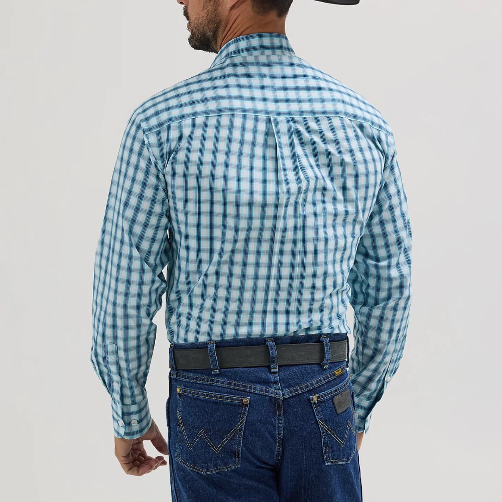 Wrangler Mens George Strait Blue Plaid Shirt