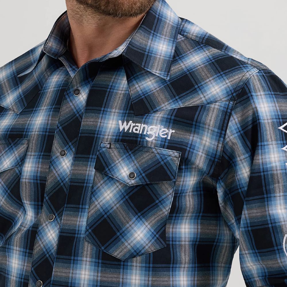 Wrangler Mens Logo Long Sleeve Plaid Shirt