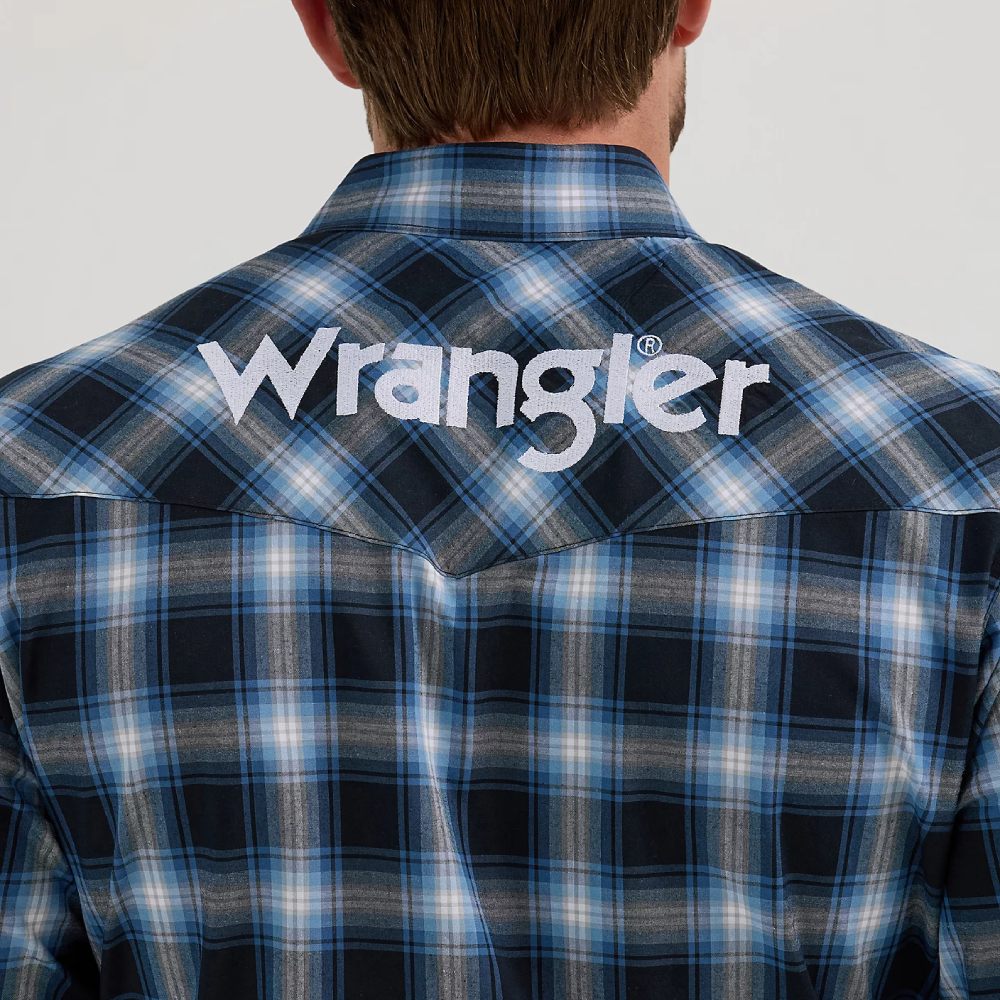 Wrangler Mens Logo Long Sleeve Plaid Shirt