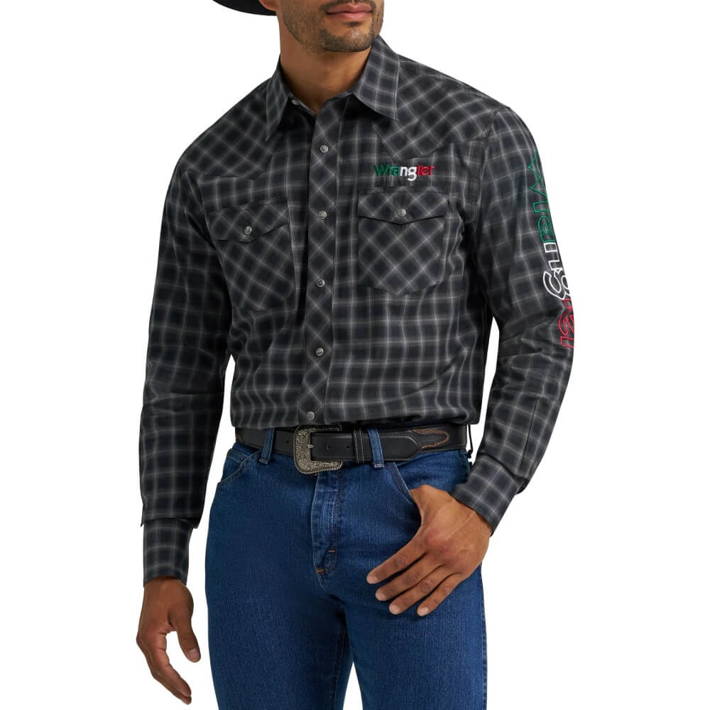 Wrangler Mens Mexico Logo Plaid Snap Shirt Black - 112369436