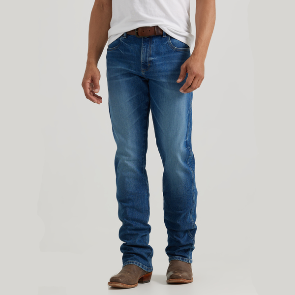 Shops wrangler retro slim fit bootcut jeans