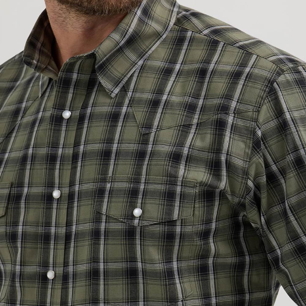 Wrangler Mens Wrinkle Resist Western Shirt