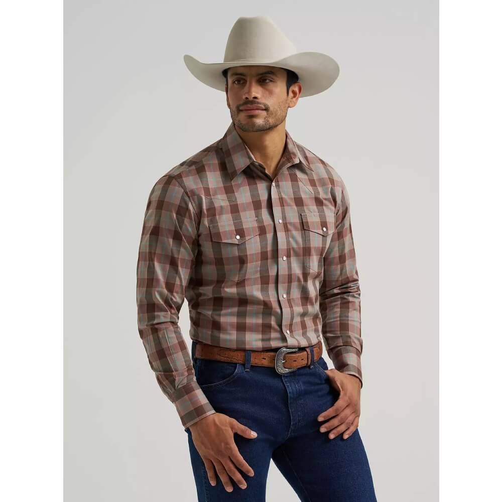 Wrangler Mens Wrinkle Resist Western Snap Plaid Shirt Biscotti (Brown) - 112381649