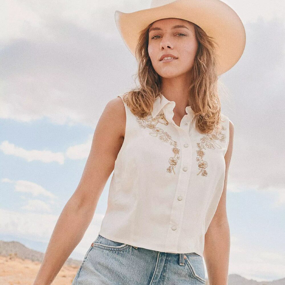 Wrangler Womens Embroidered Sleeveless Snap Shirt