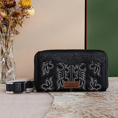 Wrangler Womens Embroidered Wallet/Wristlet