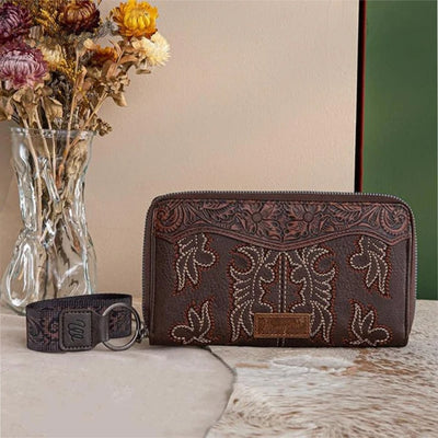 Wrangler Womens Embroidered Wallet/Wristlet