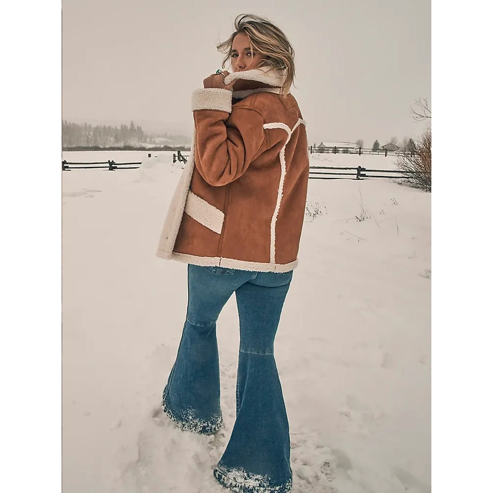 Lainey Wilson Limited Edition Womens Faux Shearling Barn Jacket  - 112335508