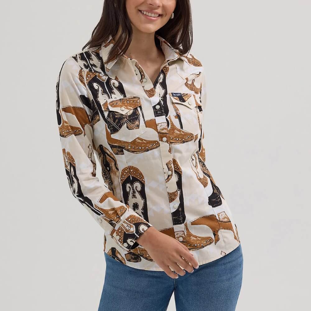 Wrangler Womens Saddle Up Slim Western Blouse