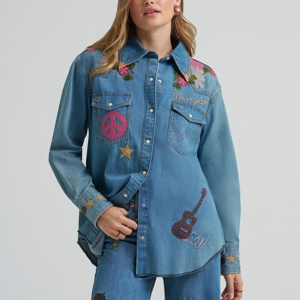 Wrangler Womens X Lainey Wilson Embroidered Denim Print Shirt - 112375521