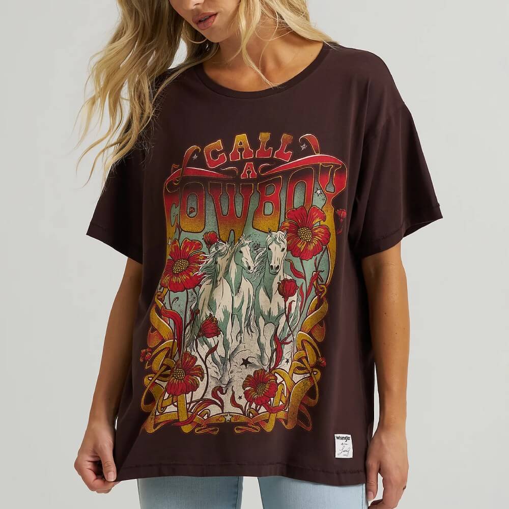 Wrangler Womens x Lainey Wilson Call a Cowboy Oversized T-Shirt