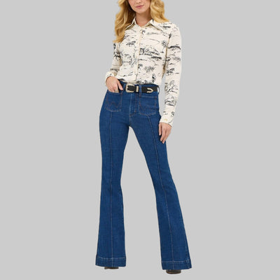 Wrangler Womens x Lainey Wilson Flare jeans