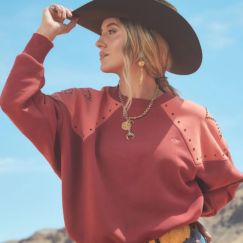 Wrangler Womens x Lainey Wilson Studded Star Crewneck Pullover Western Star (red) - 112370629