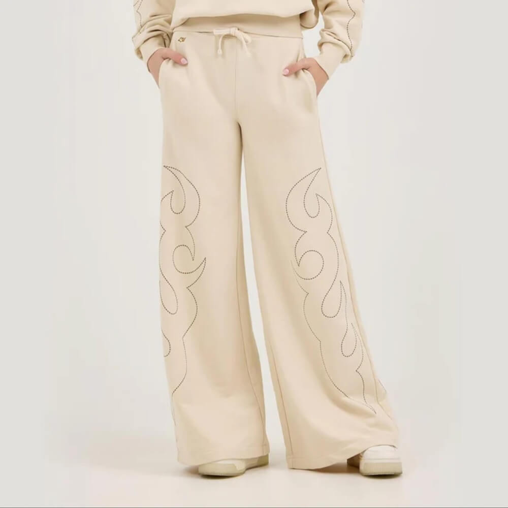 Wrangler X Lainey Wilson Womens Cowboy Sweatpants Cream - 112375657
