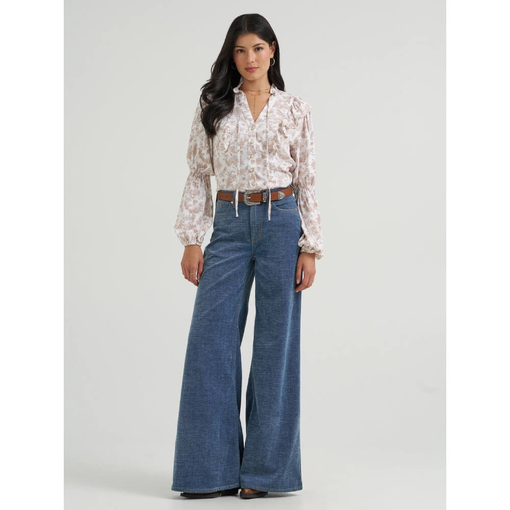 Wrangler X Lainey Wilson Womens Cheeky Wide Leg Jeans Chenille - 112382902