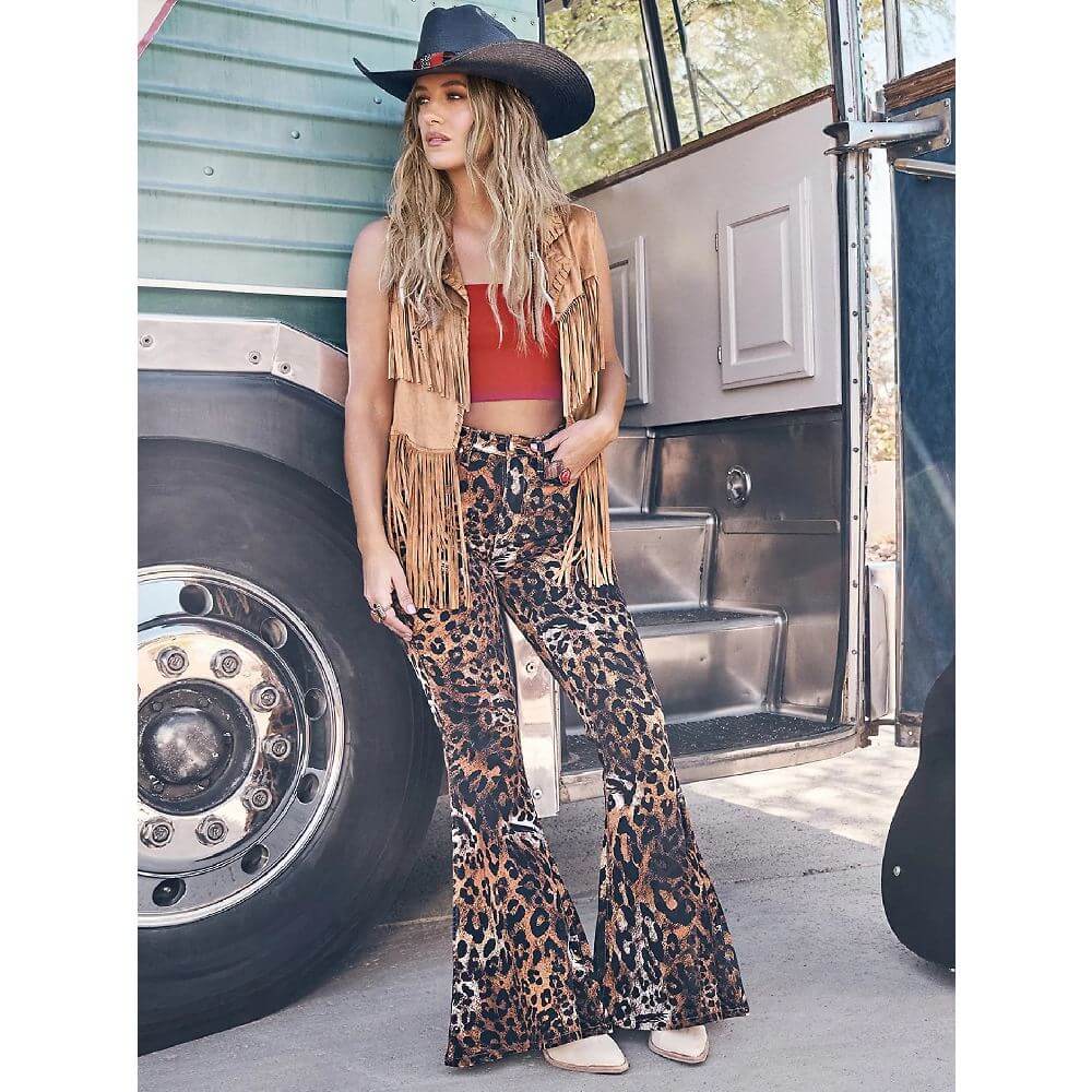 Wrangler x Lainey Wilson Womens Animal Print Bell Jeans