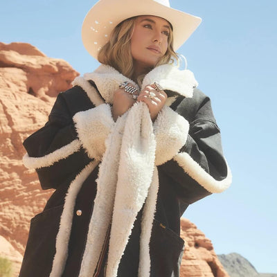 Wrangler x Lainey Wilson Womens The Iconic Lainey Coat