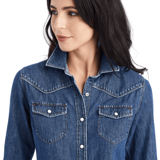 (取寄) アリアット レディース ファリデイ デニム シャツ Ariat women Farriday Denim Shirt Bluelight 2 Ariat Womens Farriday Denim Shirt | Versatile | Shop Online
